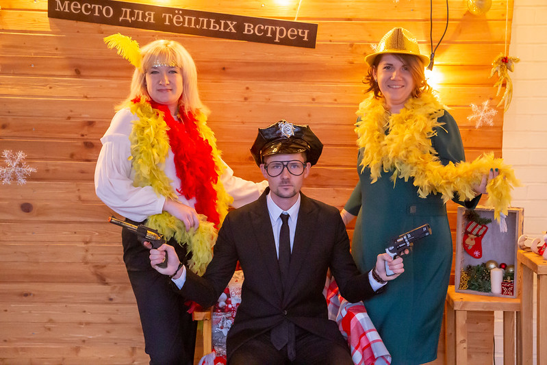 Новогоднее украшение зала для корпоратива в Новокузнецке